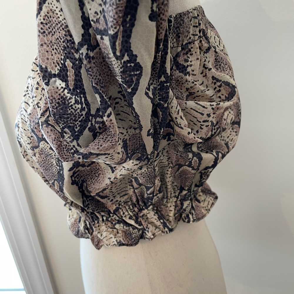 LPA REVOLVE Rara Snakeskin Ruffle Cropped Top - Picture 10 of 14